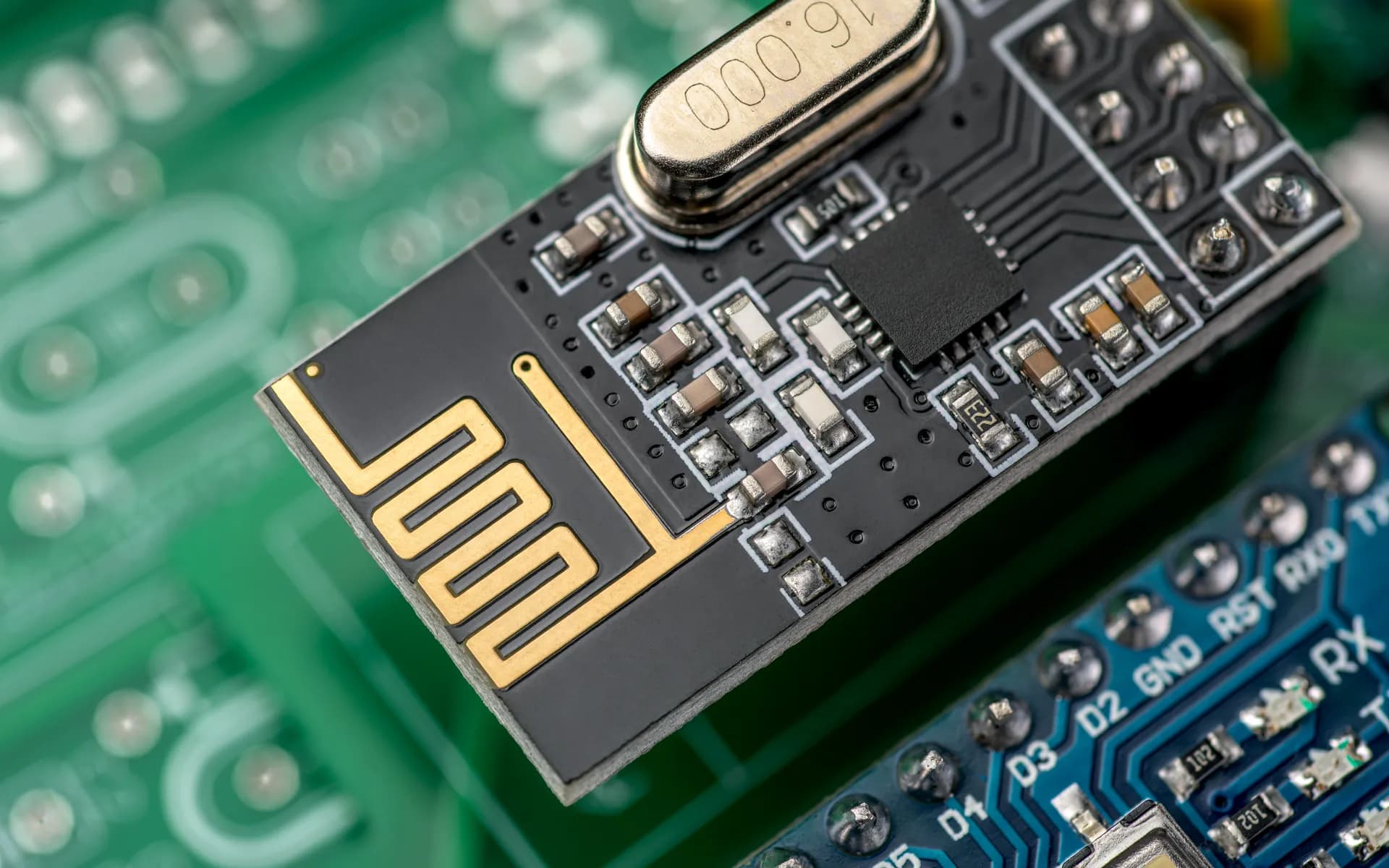 GPS Tracking Device and Hardware Engineering