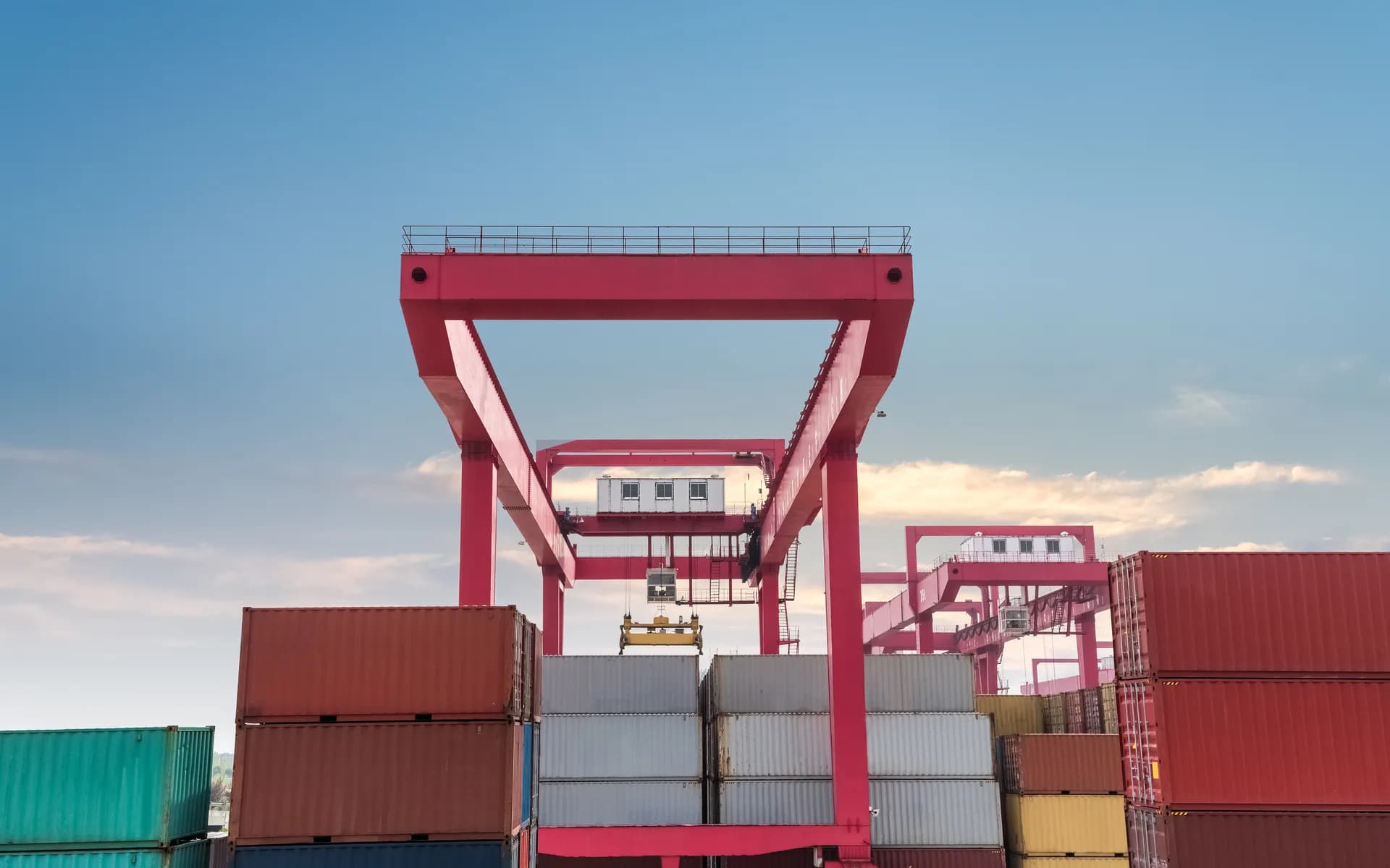 Port and Terminal Equipment Tracking