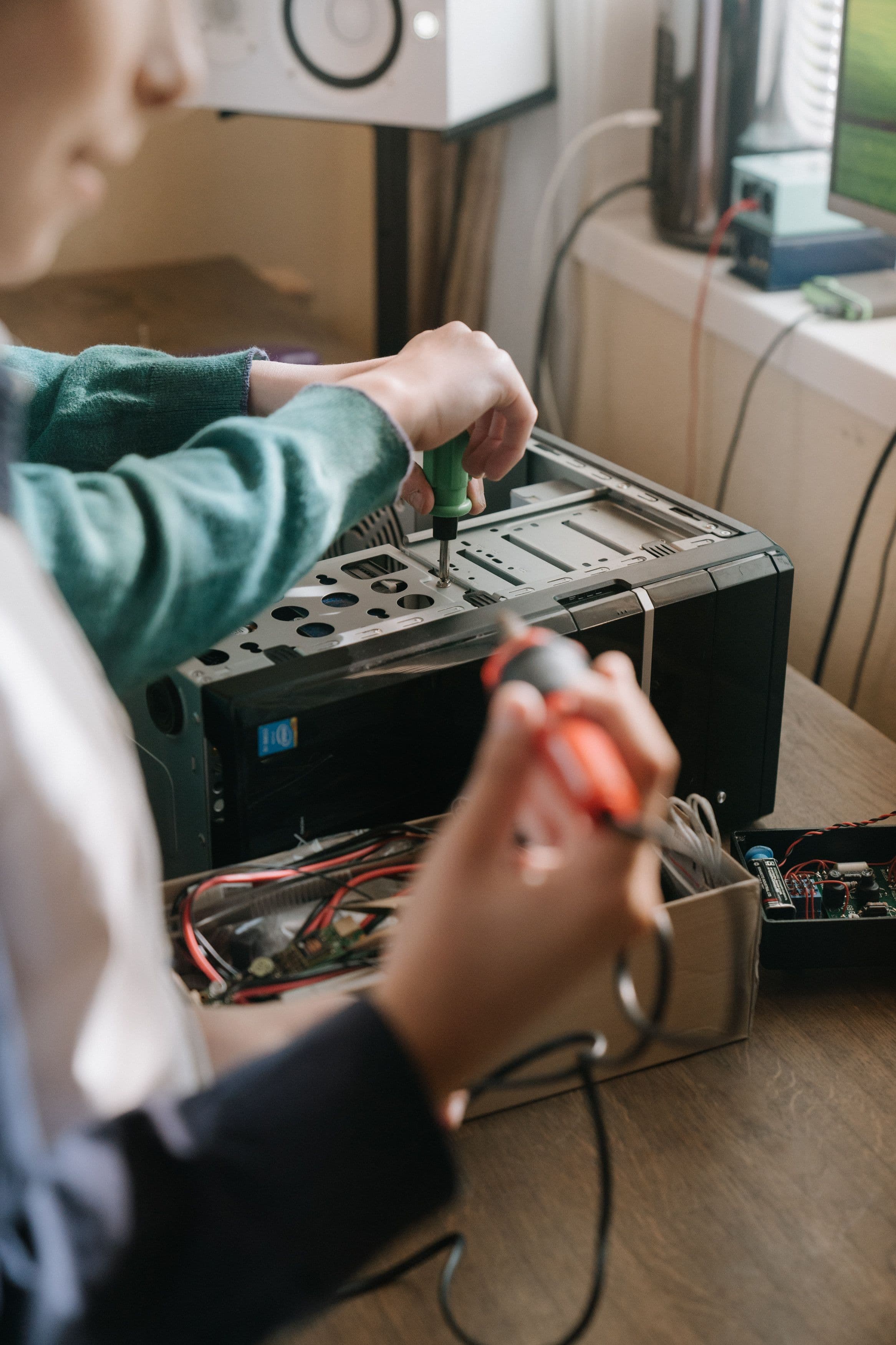 Accelerating Root Cause Analysis of a Field Failure