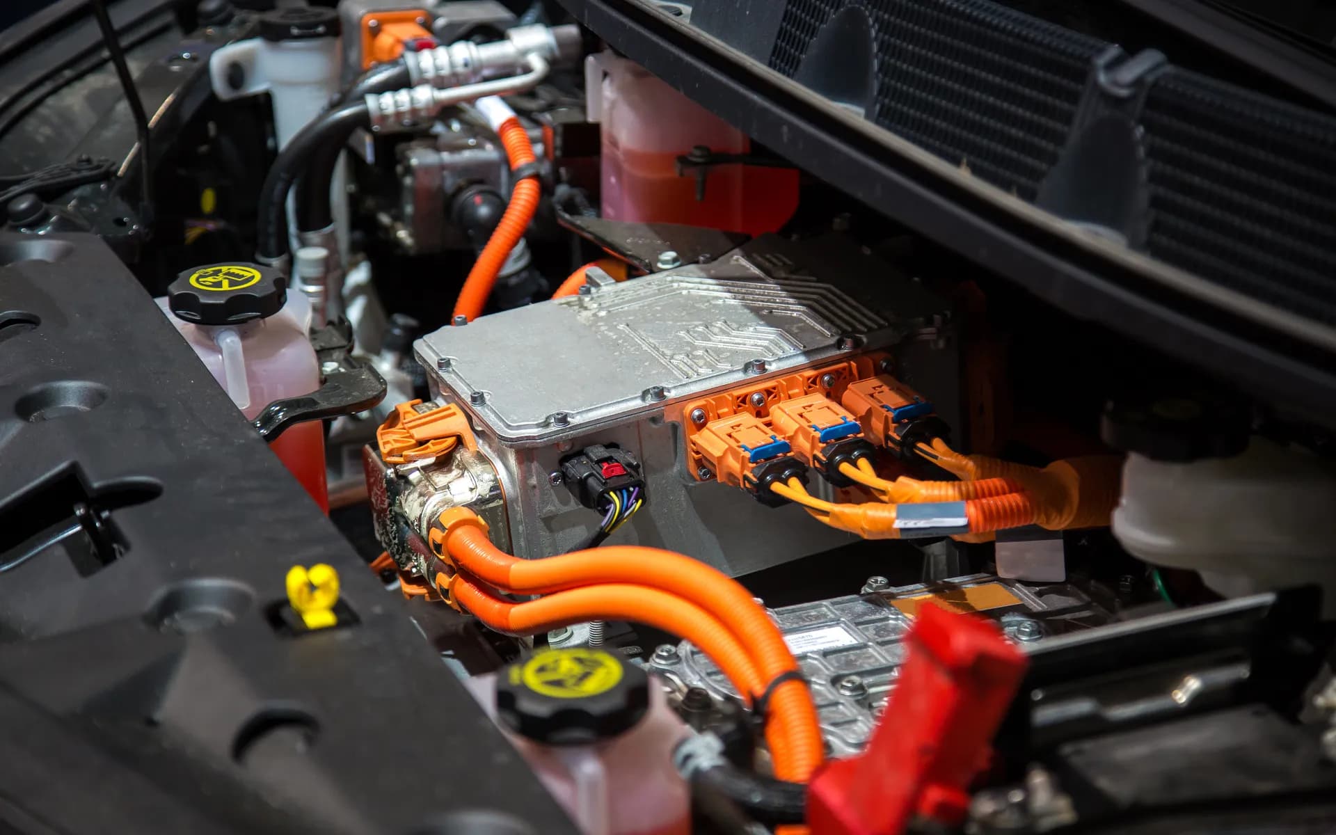 EV Battery and BMS Monitoring